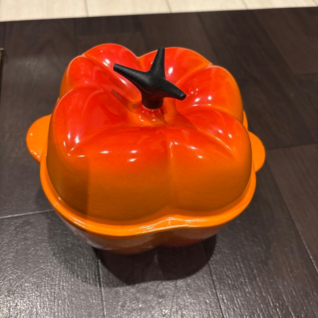 パプリカ型ホーロー鍋 オレンジ