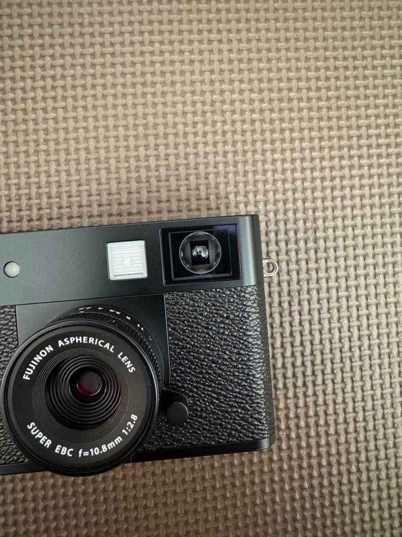 【最終値下げ】富士フイルム　xhalf ブラック　2年保証あり