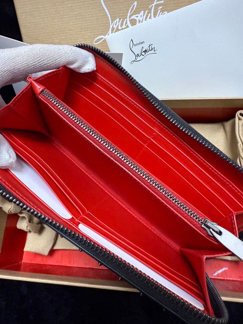 Christian Louboutin パネトーネ長財布 定価￥118,800