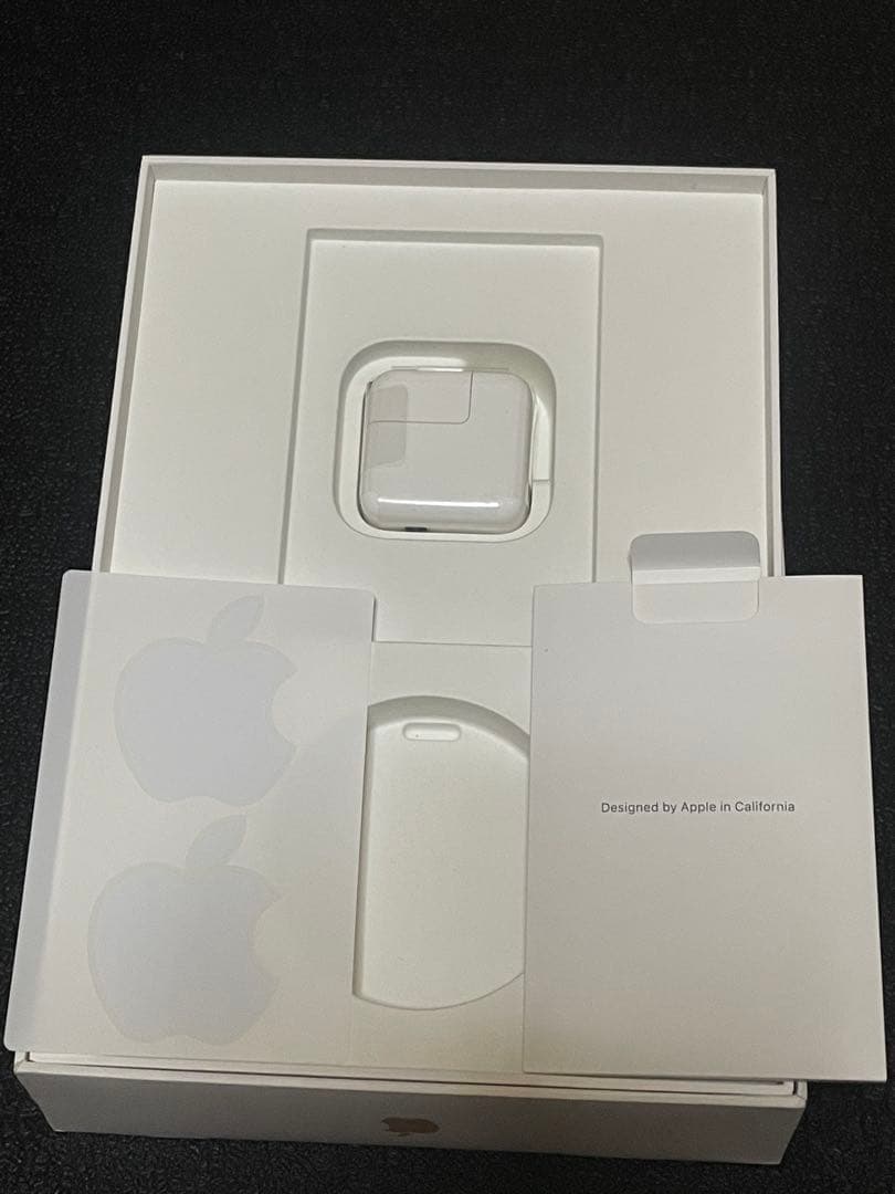 Apple iPad （第6世代）ゴールド 本体 Wifi 128GB