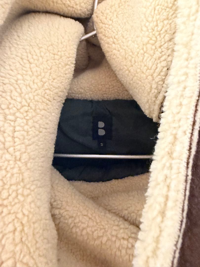 Baconイタリアミラノ発ブランド　ダウンポンチョ