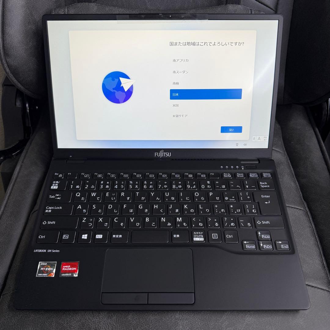 未使用☆富士通　LIFEBOOK　WUB　F3　FMVWF3UB7　ノートPC