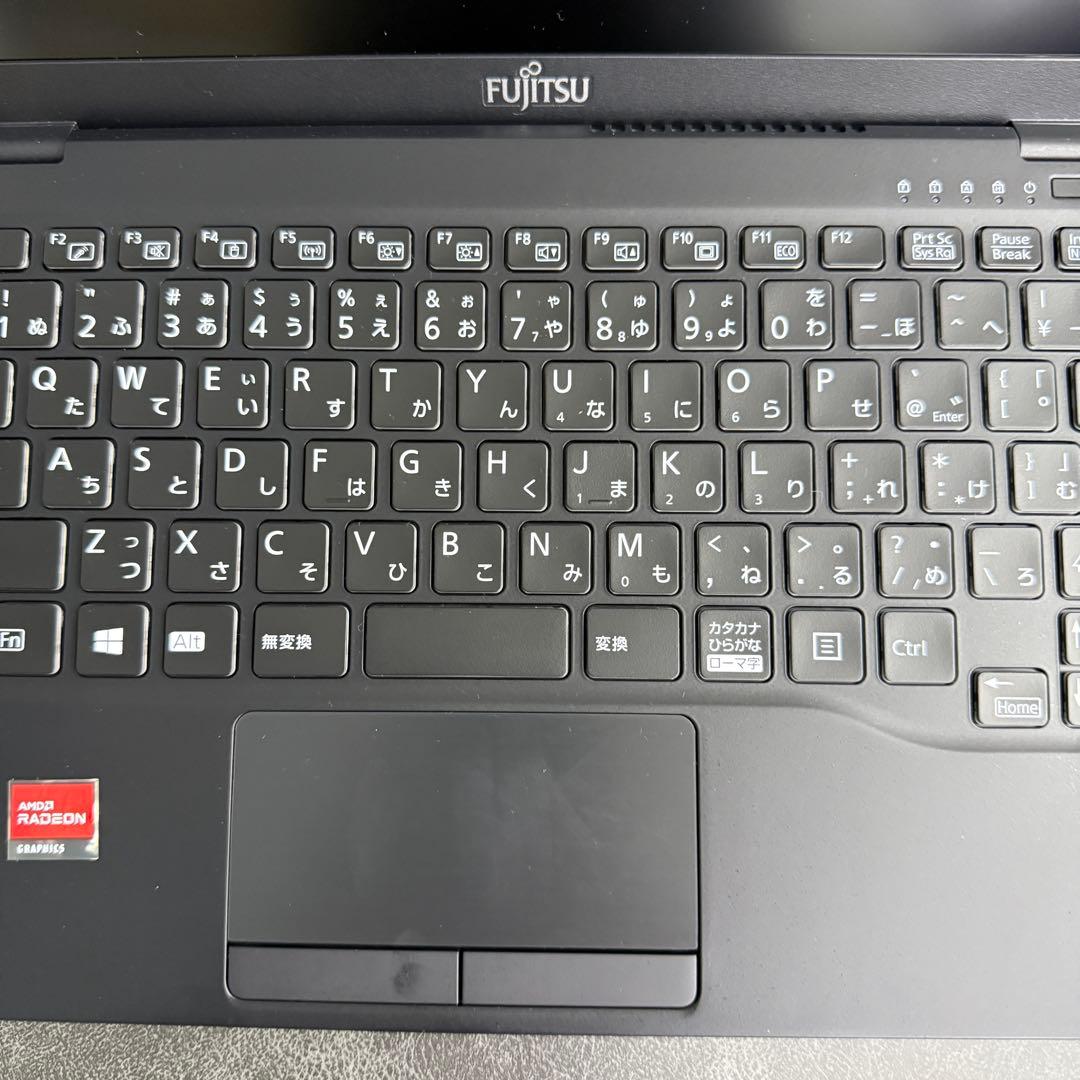 未使用☆富士通　LIFEBOOK　WUB　F3　FMVWF3UB7　ノートPC