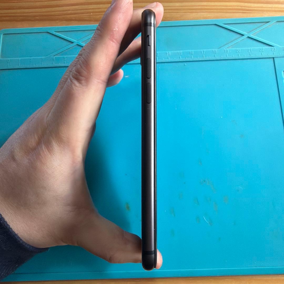 iPhone8 256G グレー バッテリー100% SIMフリー