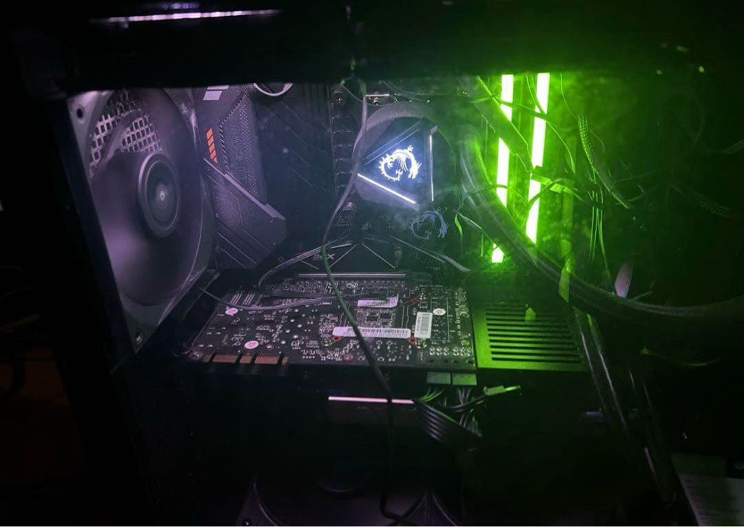 ゲーミングPC i5-13600k 32G 水冷 m.2ssd2tb