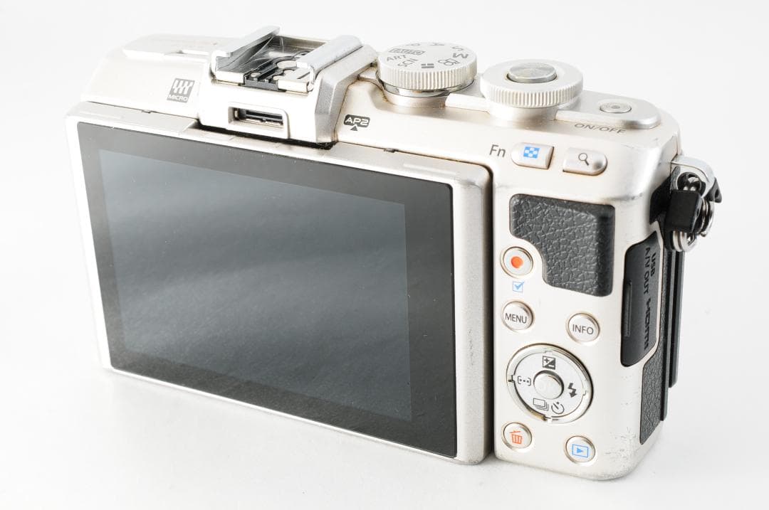 ■ 美品 ■ オリンパス OLYMPUS PEN Lite E-PL7