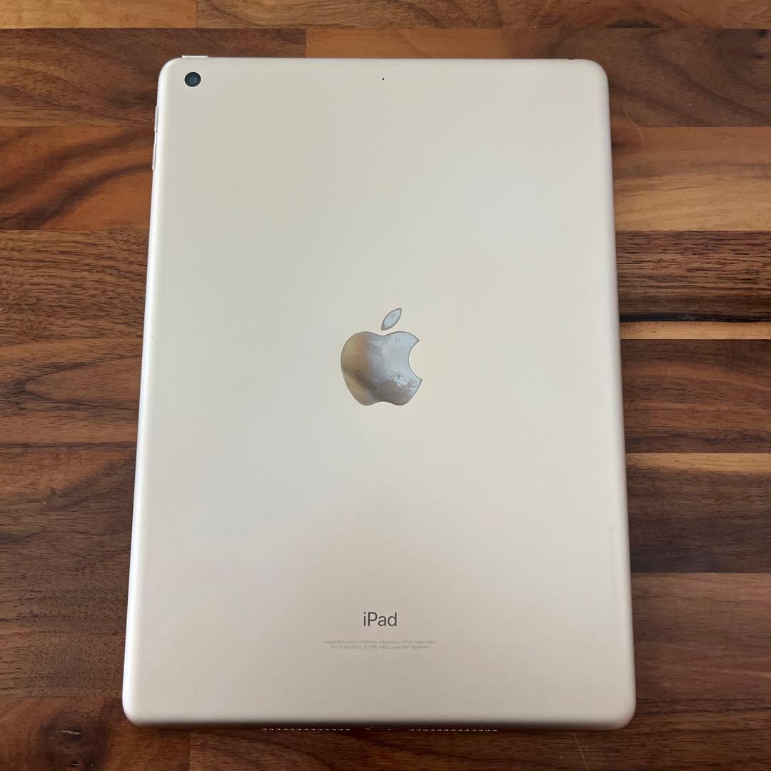 Apple iPad (第5世代) 32GB ゴールド　9.7インチ
