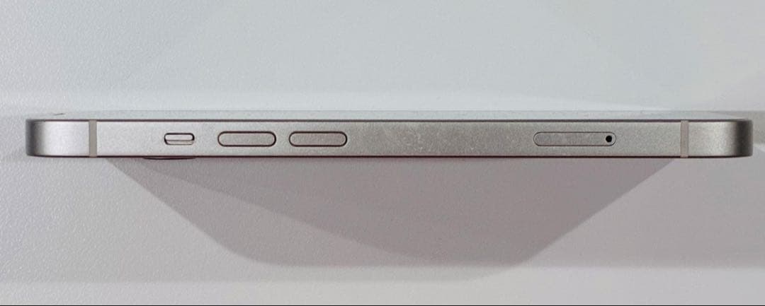 Apple iPhone13 ホワイト 128GB 本体 白 スターライト