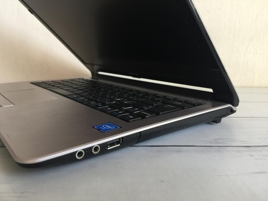 マウス MB-E400XN 14型液晶　薄型・コンパクト/Office/Win