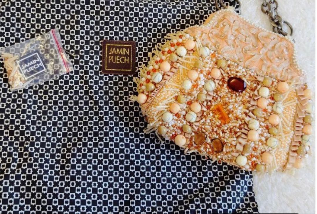 美品 ジャマンピュエッシュ ビーズ ハンドバッグ 刺繍 サーモンピンク伊藤まさこ