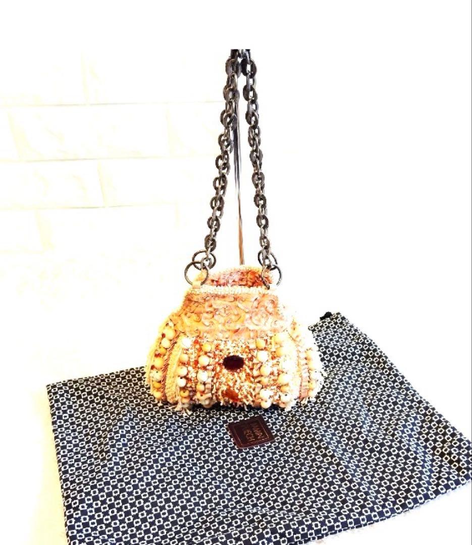 美品 ジャマンピュエッシュ ビーズ ハンドバッグ 刺繍 サーモンピンク伊藤まさこ