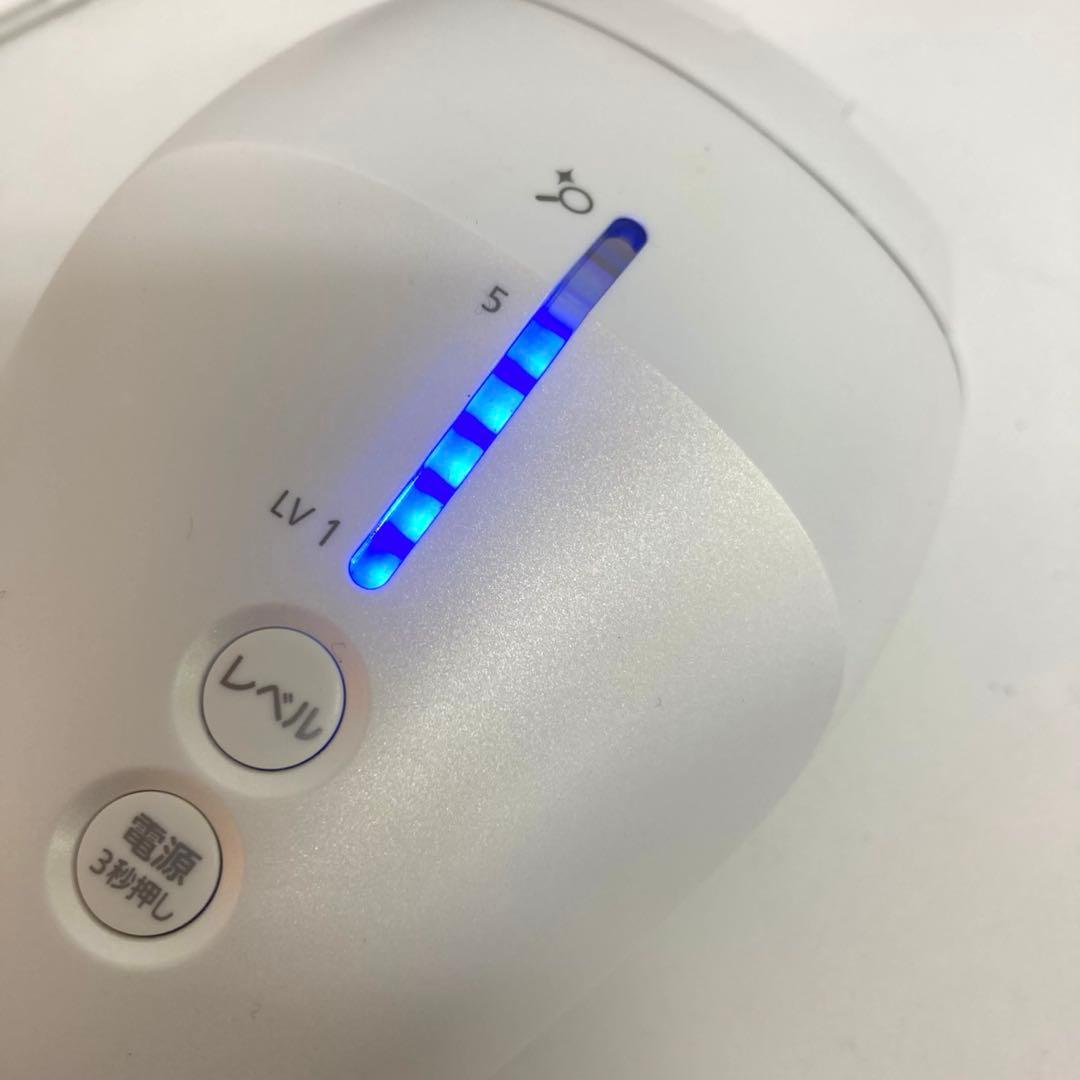 B409-21 Panasonic 脱毛器 ES-CWP81 光エステ