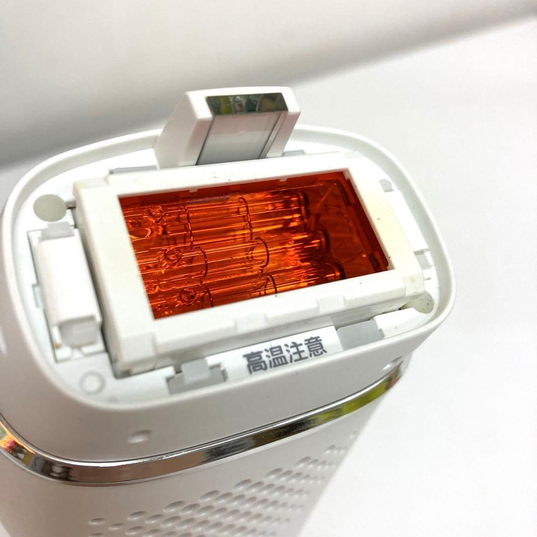 B409-21 Panasonic 脱毛器 ES-CWP81 光エステ