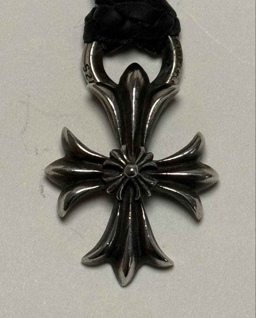 クロムハーツ　クロスチャーム　ネックレス