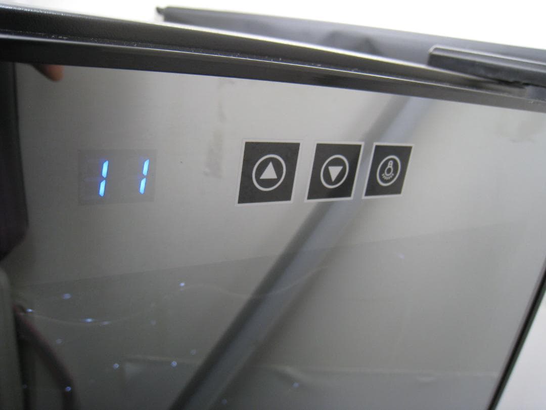 【送料無料】 ワインセラー 78L LED照明 コンポジット a04882