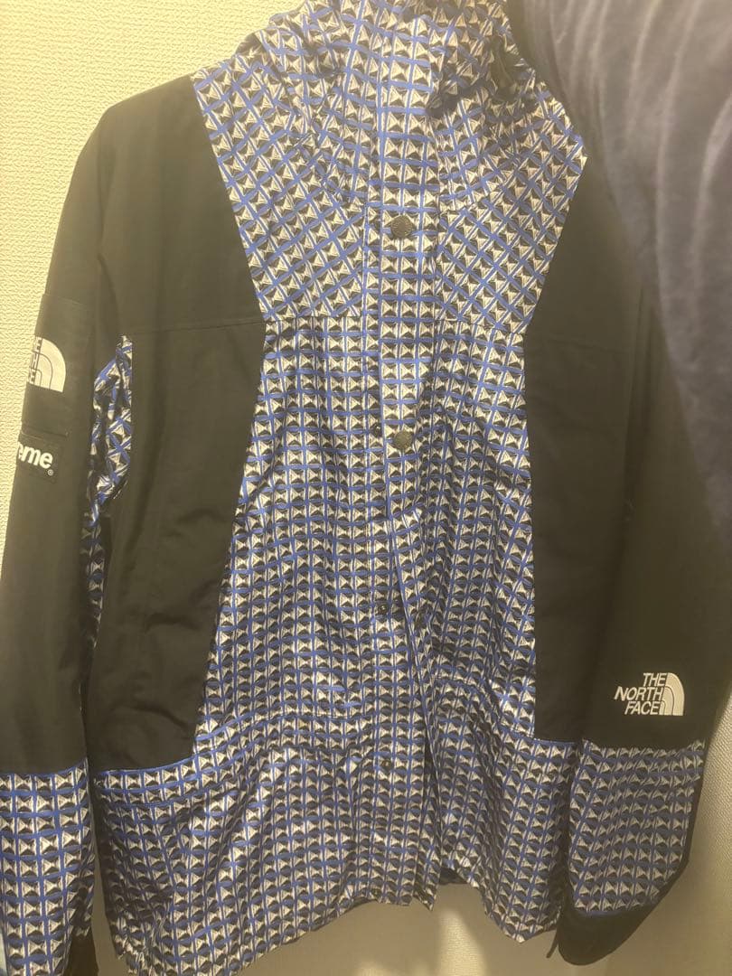 Supreme north face マウンテンパーカー