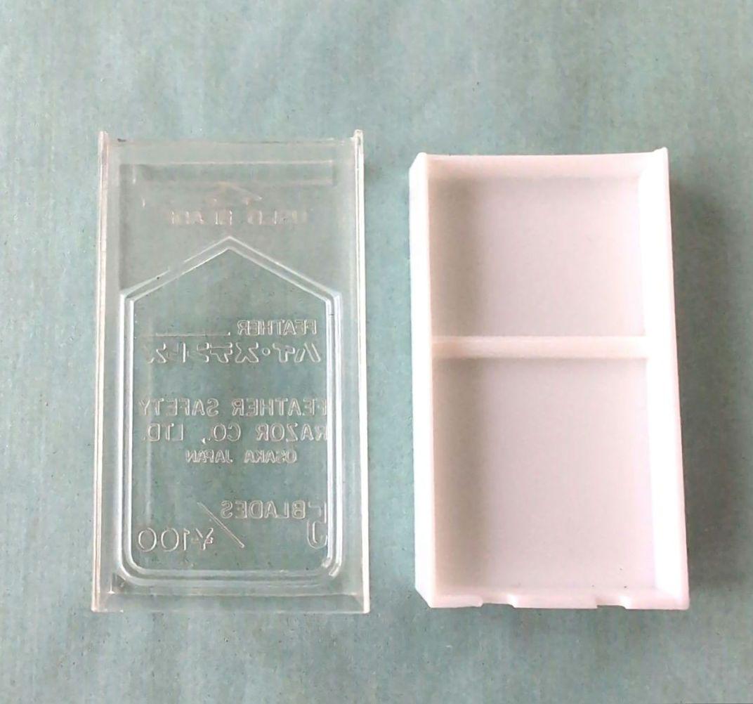 レトロ　大阪万博　EXPO’70　出展参加　記念品　フェザー　替刃　希少