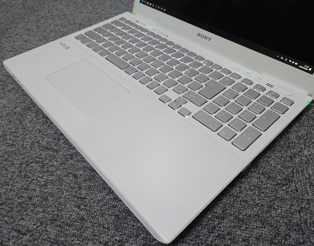 ★交渉成立済★美品 VAIO core i7 SSD1TB 12GB限定ホワイト