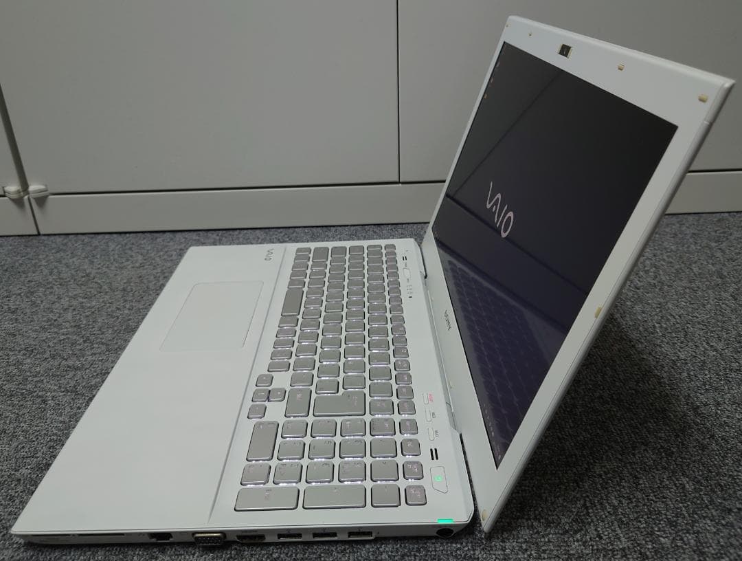 ★交渉成立済★美品 VAIO core i7 SSD1TB 12GB限定ホワイト