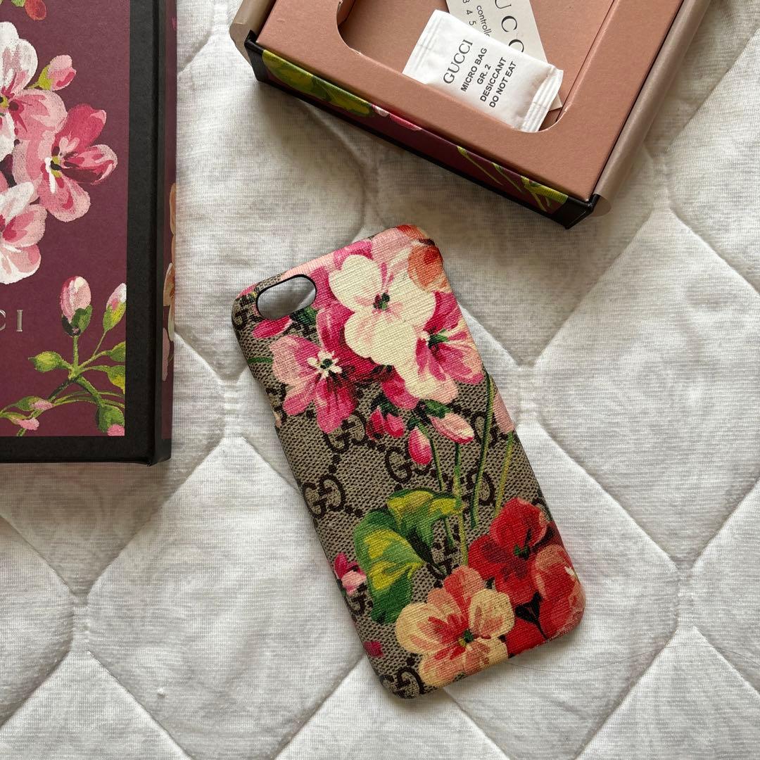 GUCCI グッチ　iPhoneケース　GGブルームス