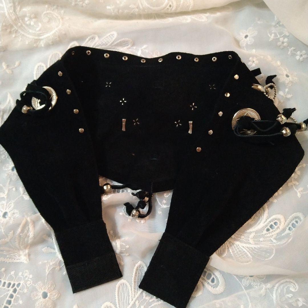 お洒落な革製ベルト、イタリア製