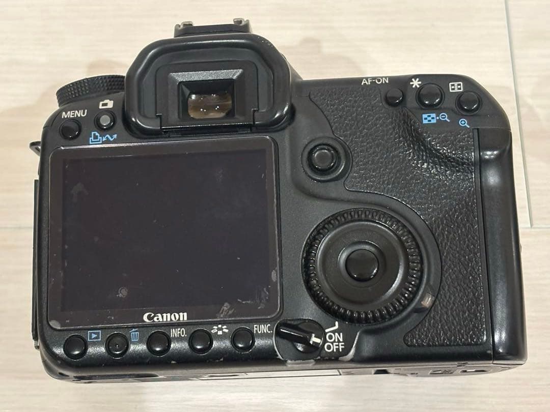 canon EF 24-105mmレンズ、canonEO55ODバッテリー付き