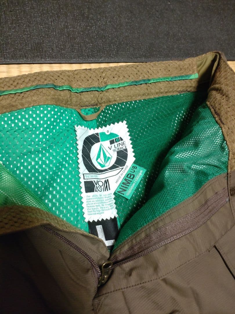 VOLCOM スノーボードウェアL パンツL