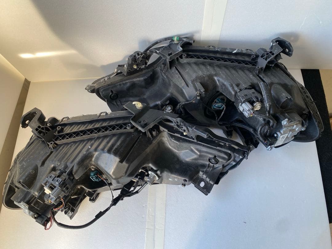 ホンダ フィット GE6 GE8 後期 純正HID ヘッドライト 左右セット