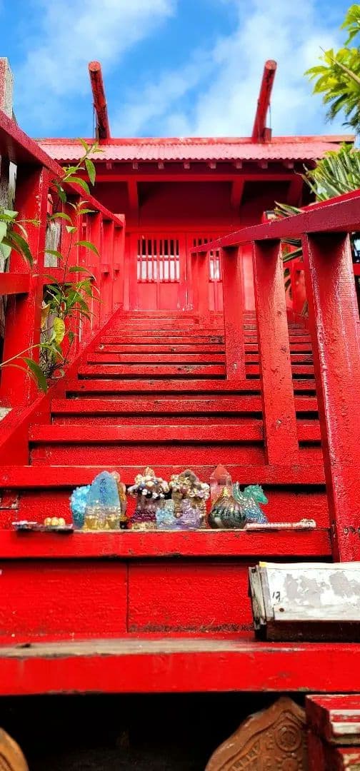 大巡礼.蒼光の石敢當シーサー・オルゴナイト護り像