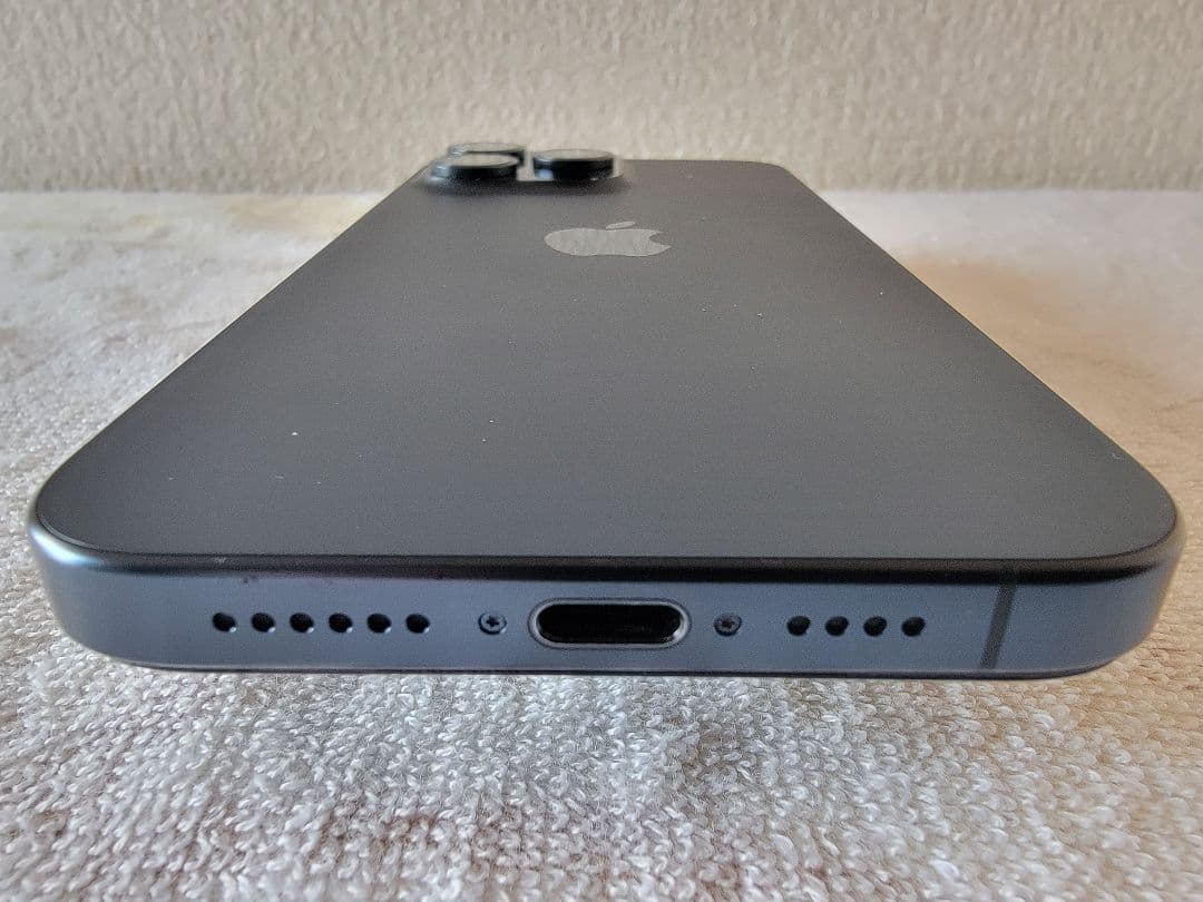 【極美品】iPhone 15 Pro Max 512GB 国内版/新品液晶交換済