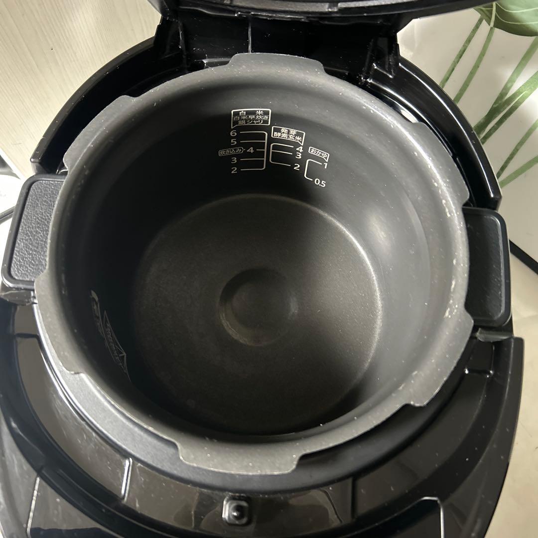 酵素玄米炊飯器　PremiumNew圧力名人　FD064シリーズ