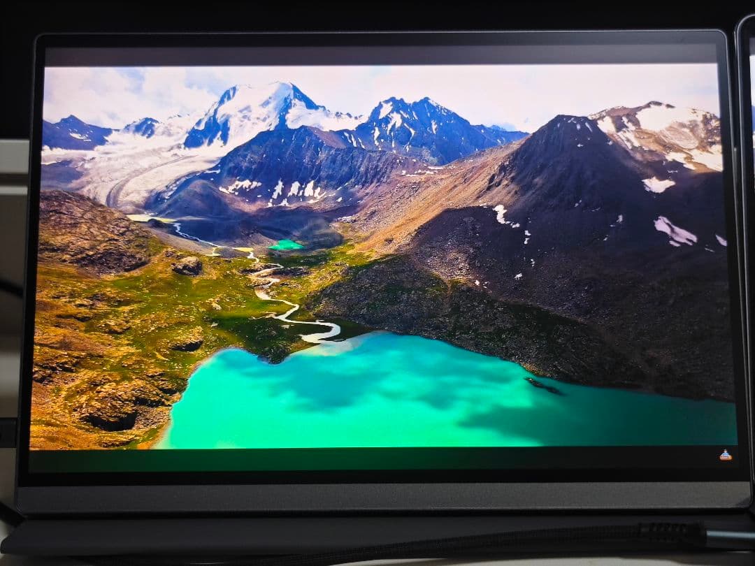 4K 13.4インチ IGZO アンチグレア (非光沢) モバイルモニター