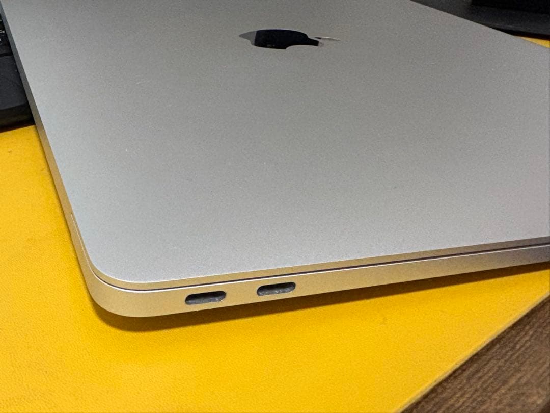 美品　MacBook Air M1 16GB 512GB カバー付き