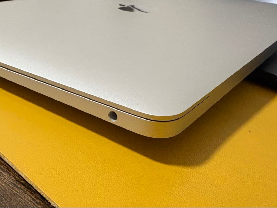 美品　MacBook Air M1 16GB 512GB カバー付き