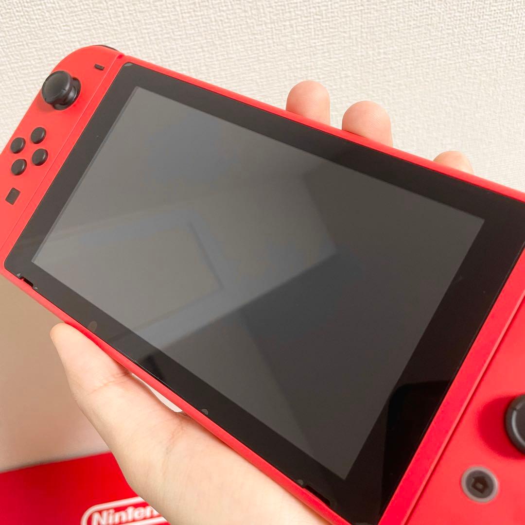 【極美品】Nintendo Switch マリオレッド×ブルー 保護フィルム付き