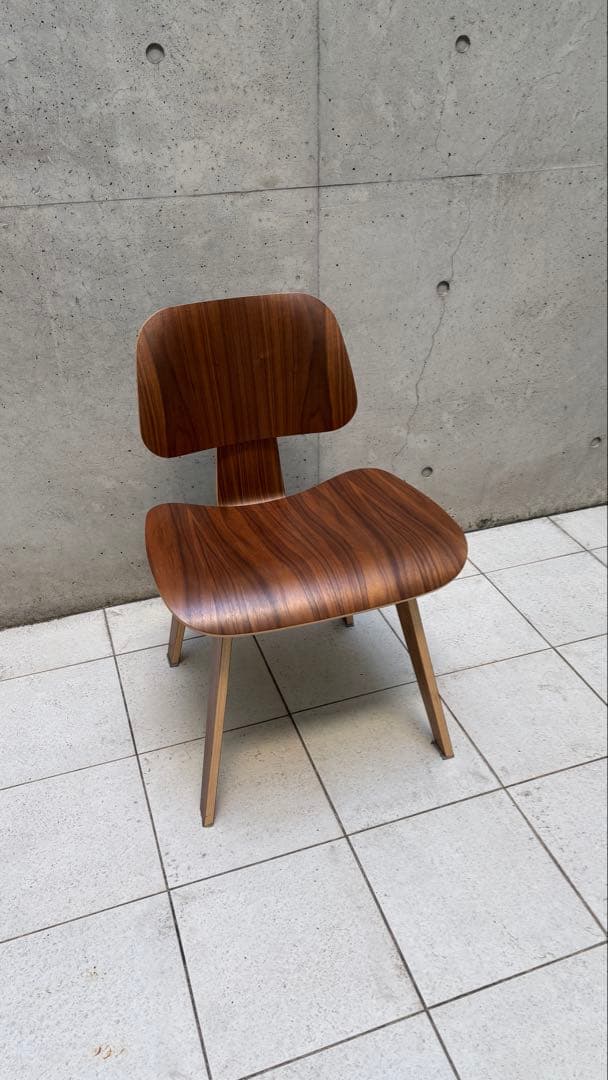 椅子 Herman Miller Eames Molded Plywood Chair