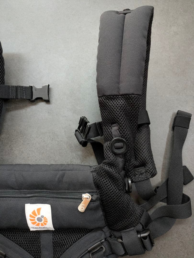 美品 エルゴベビー クールエア オムニ360 オニキス ブラック 抱っこ紐　黒