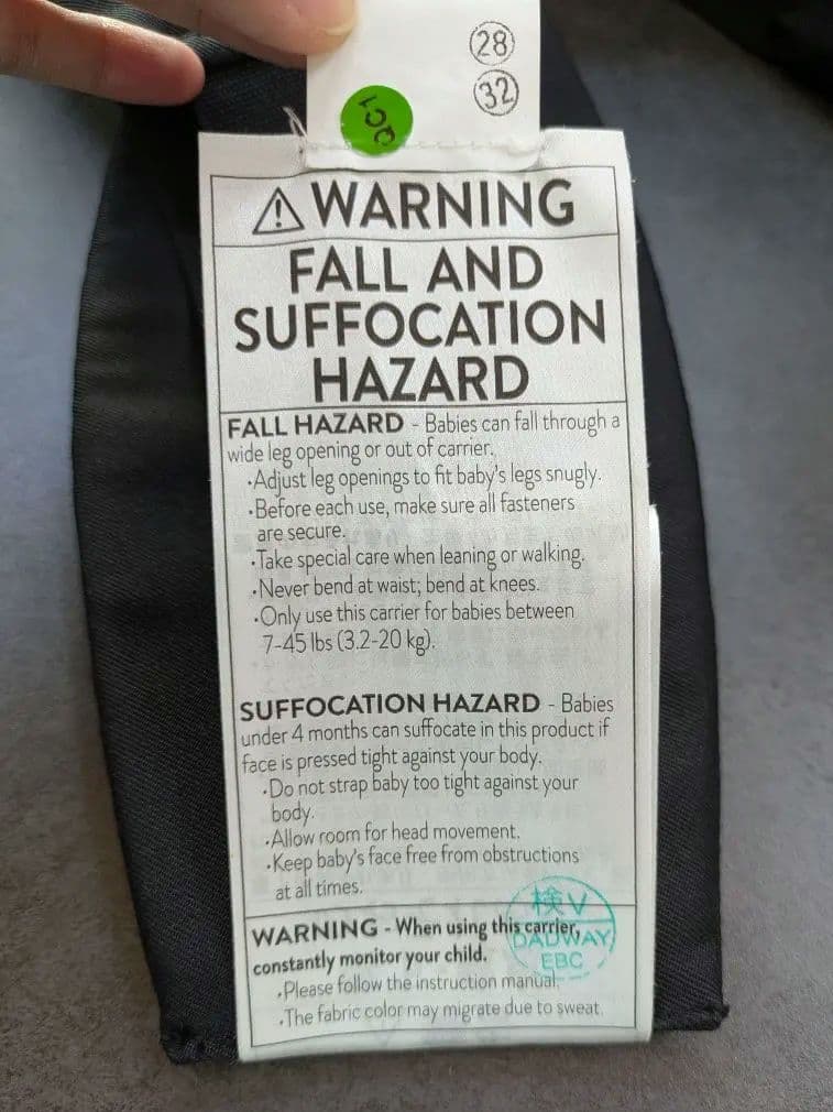 美品 エルゴベビー クールエア オムニ360 オニキス ブラック 抱っこ紐　黒