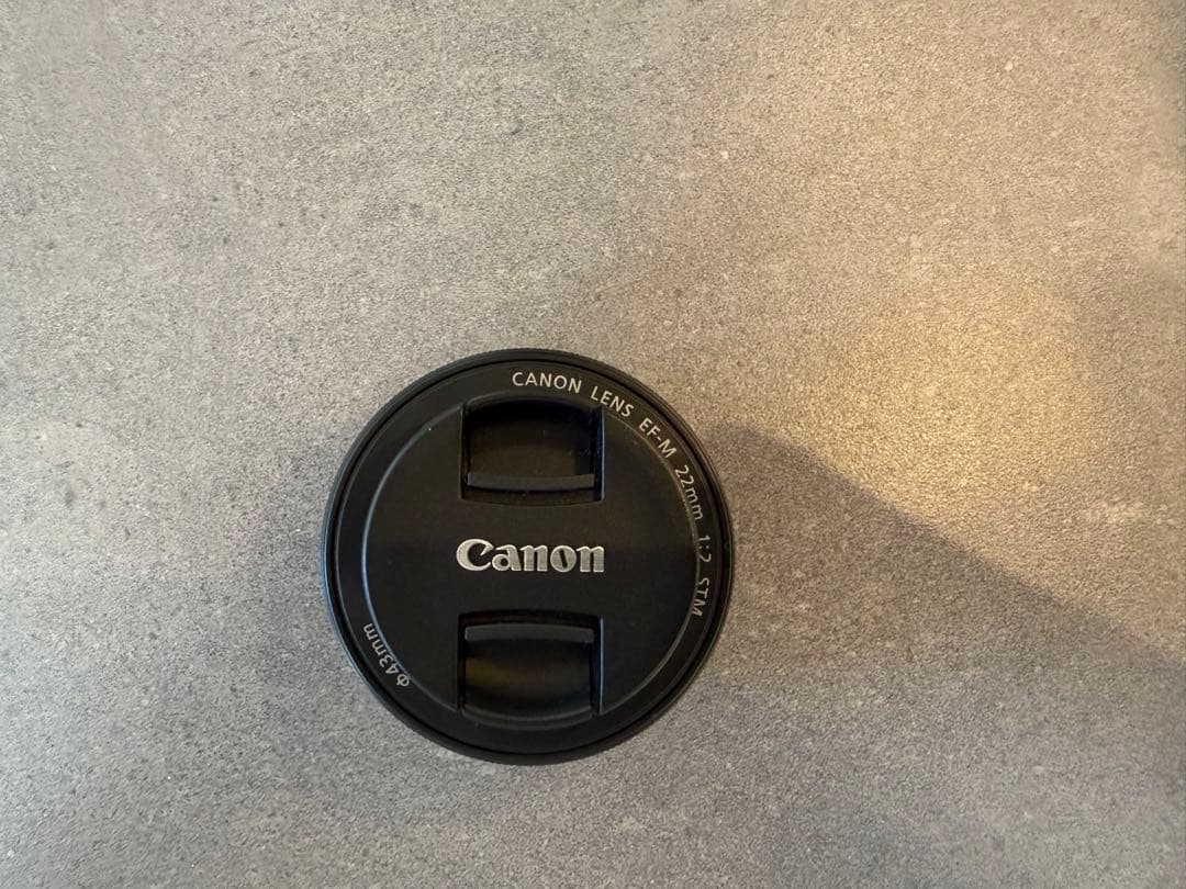 Canon ミラーレス一眼カメラ EOS Kiss M