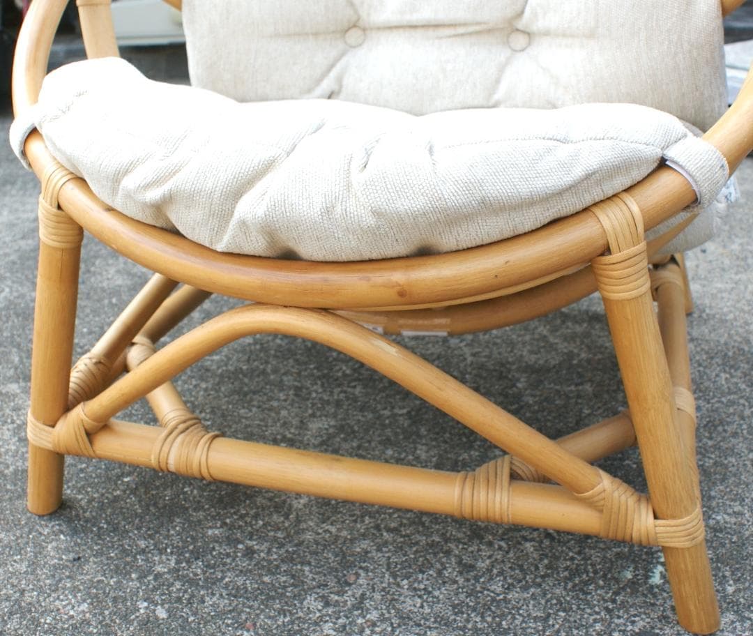 ラタンチェア　丸型 1人掛けソファ ベージュ　ニトリ