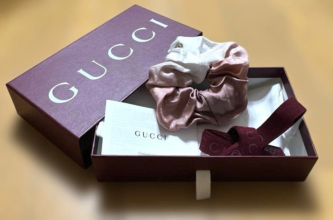 ☆ほぼ未使用☆GUCCI GGシルクジャガードシュシュ　ローズグラデーション