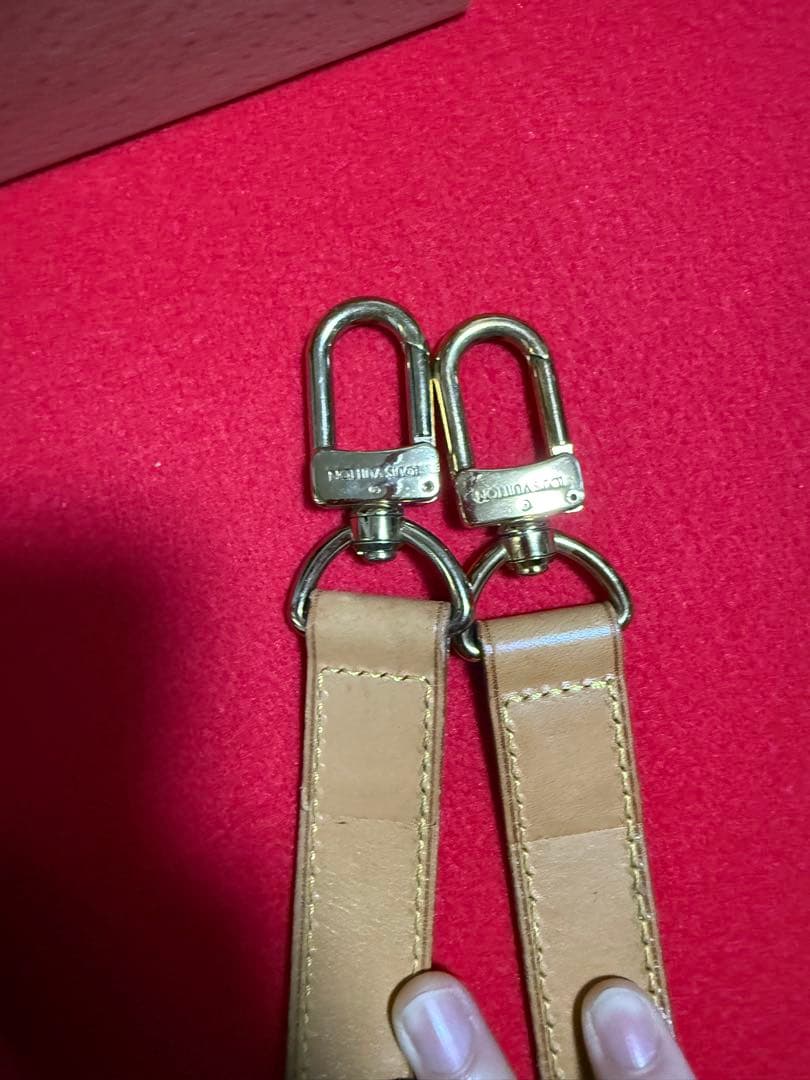 ルイヴィトン　ショルダーストラップ　ヌメ革　ゴールド金具　10段階調節