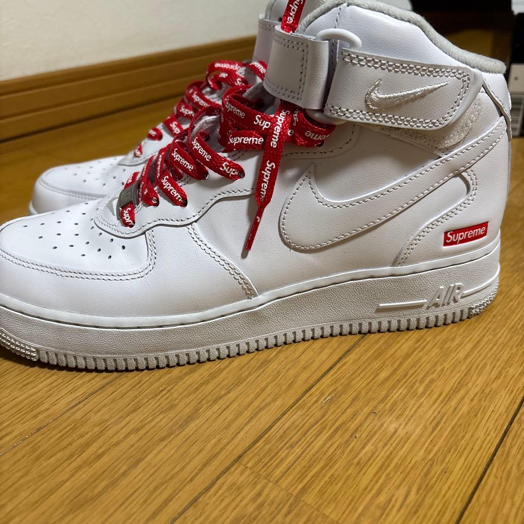 H&Sショップ Supreme × Nike Air Force 1