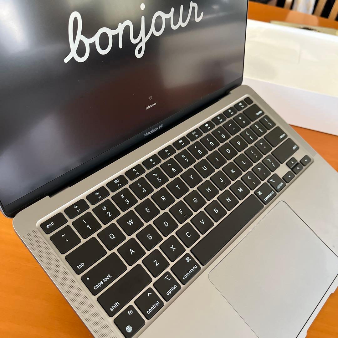 Apple MacBook Air(M1、2020)本体 充電器付き