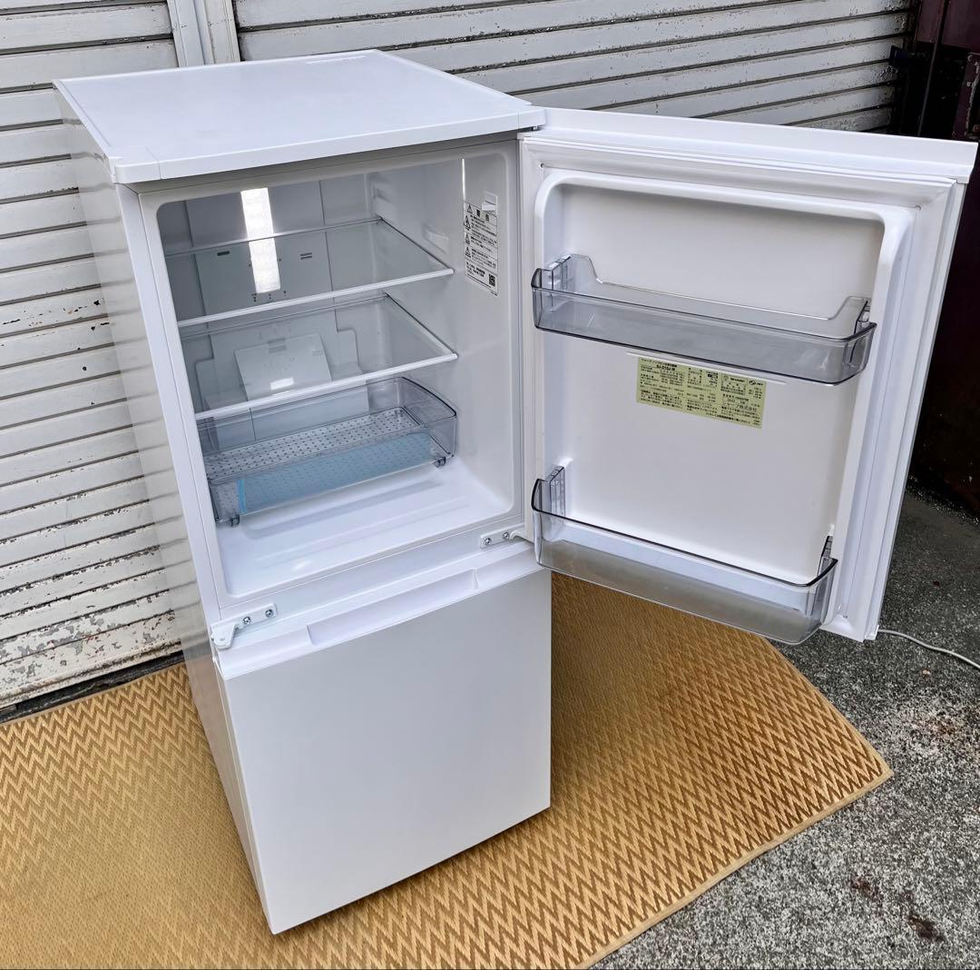 ③【中古美品】23年製シャープノンフロン冷凍冷蔵庫 SJ-D15J-W 152L