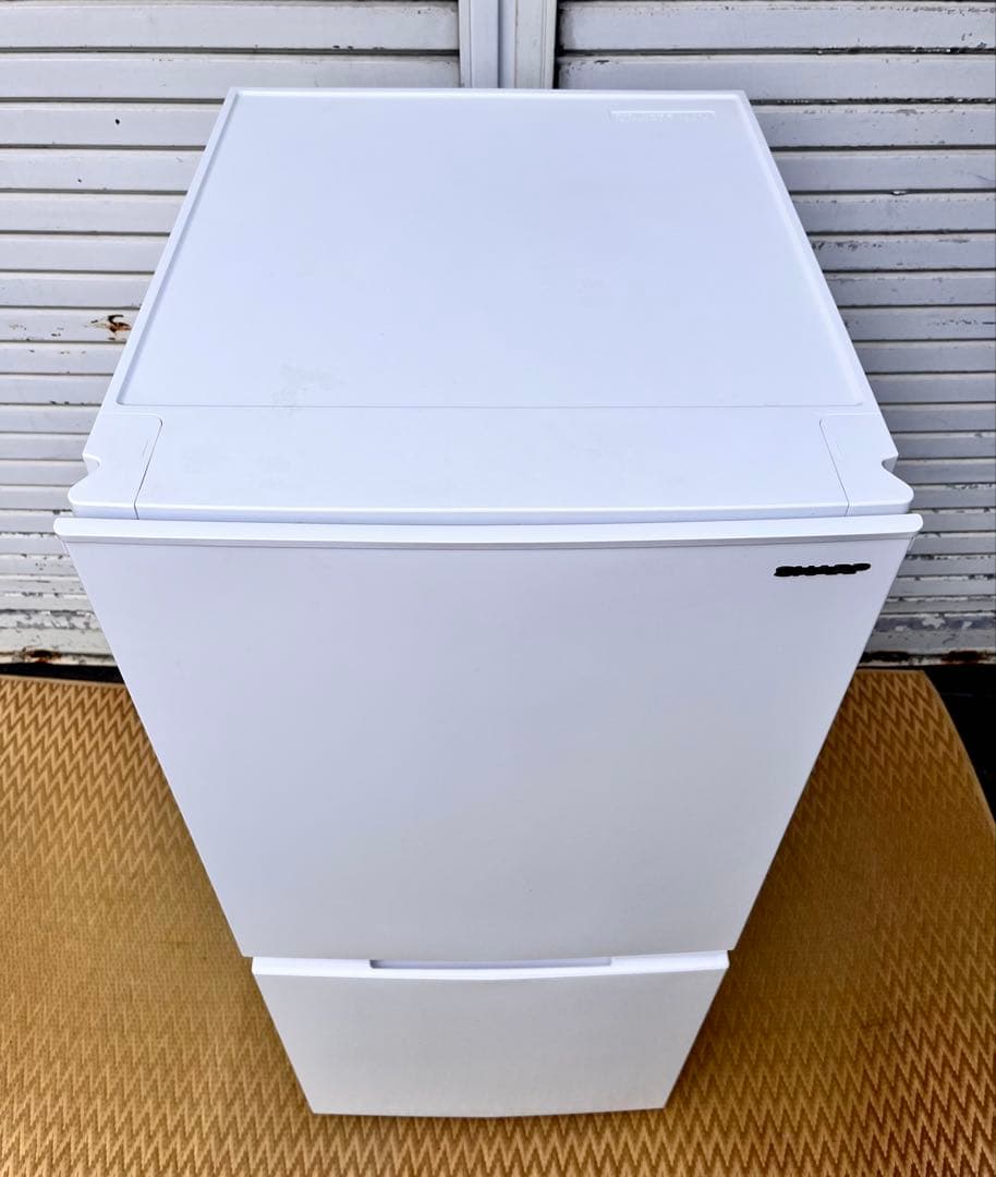 ③【中古美品】23年製シャープノンフロン冷凍冷蔵庫 SJ-D15J-W 152L