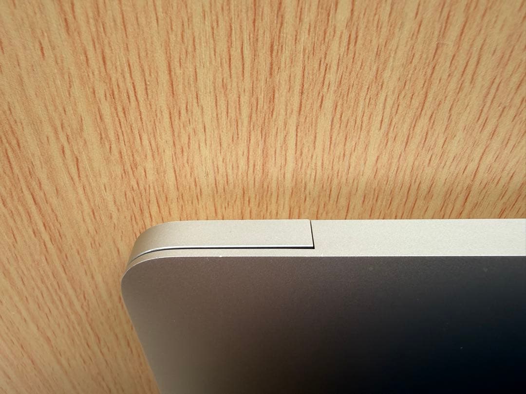 MacBook Air 13インチ M1 8GB/256GB バッテリー87%