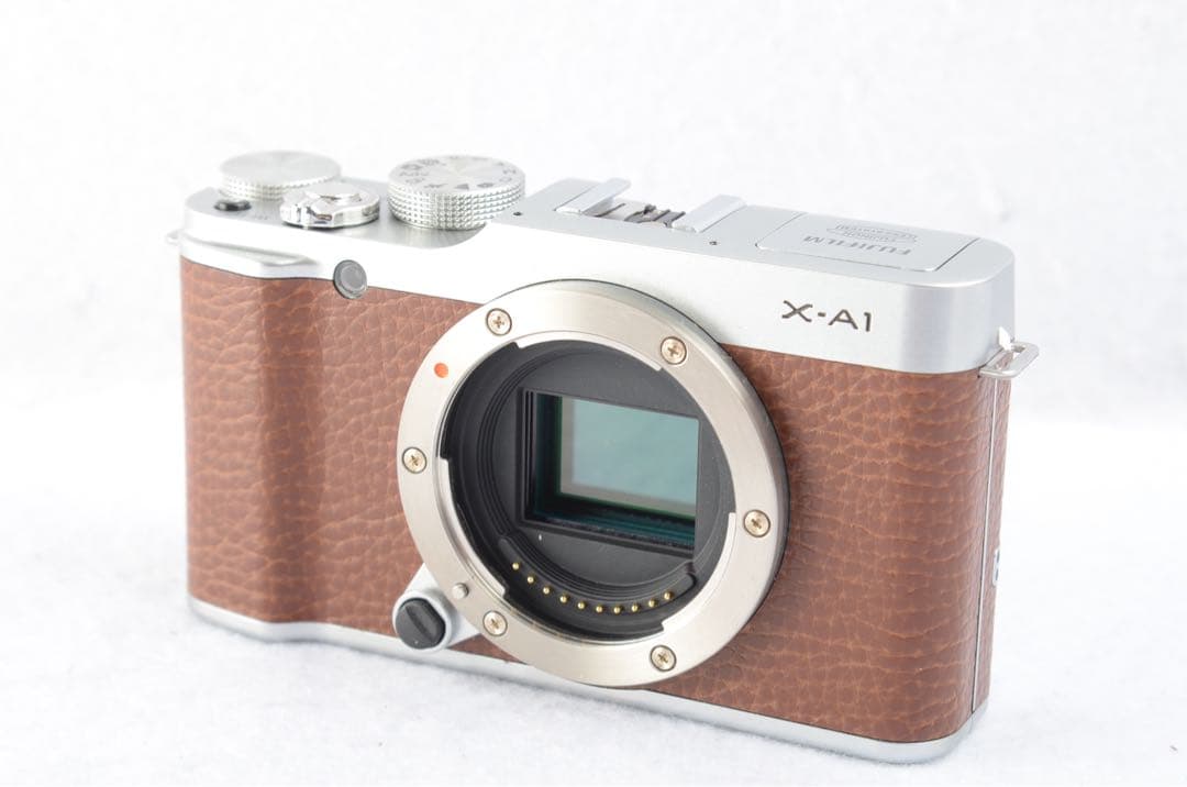 ■ 美品 ■ FUJIFILM X-A1 ダブルズームレンズキット ブラウン