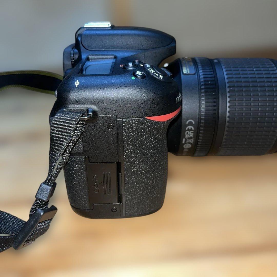 Nikon D7500 18-140 VR Kit 一眼レフ