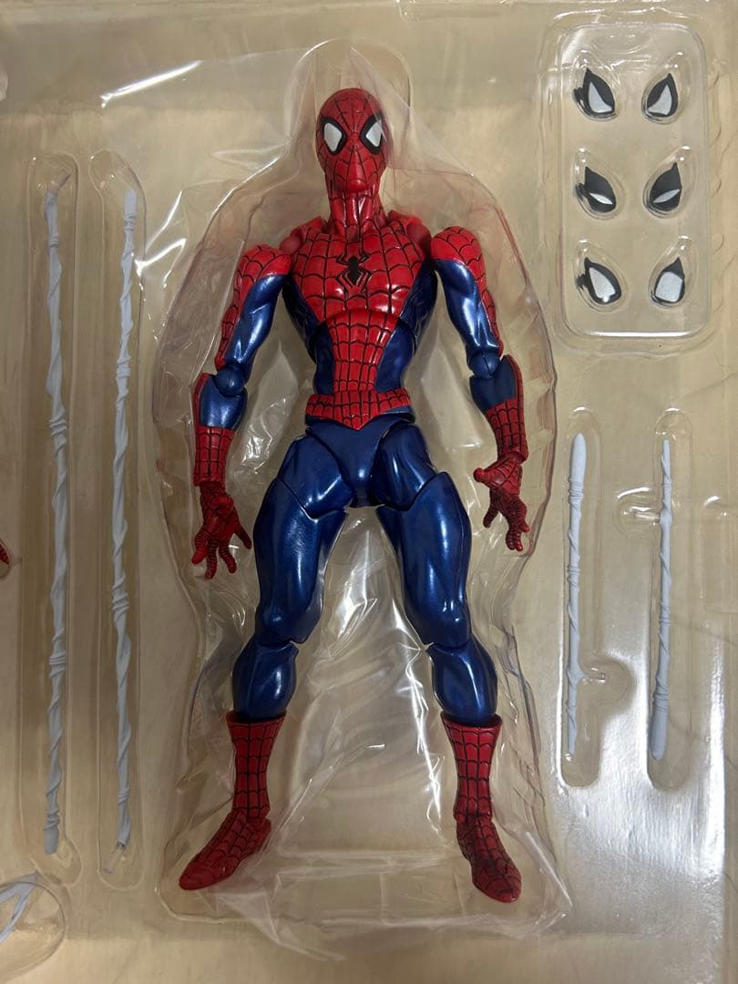 AMAZING Yamaguchi スパイダーマン フィギュア